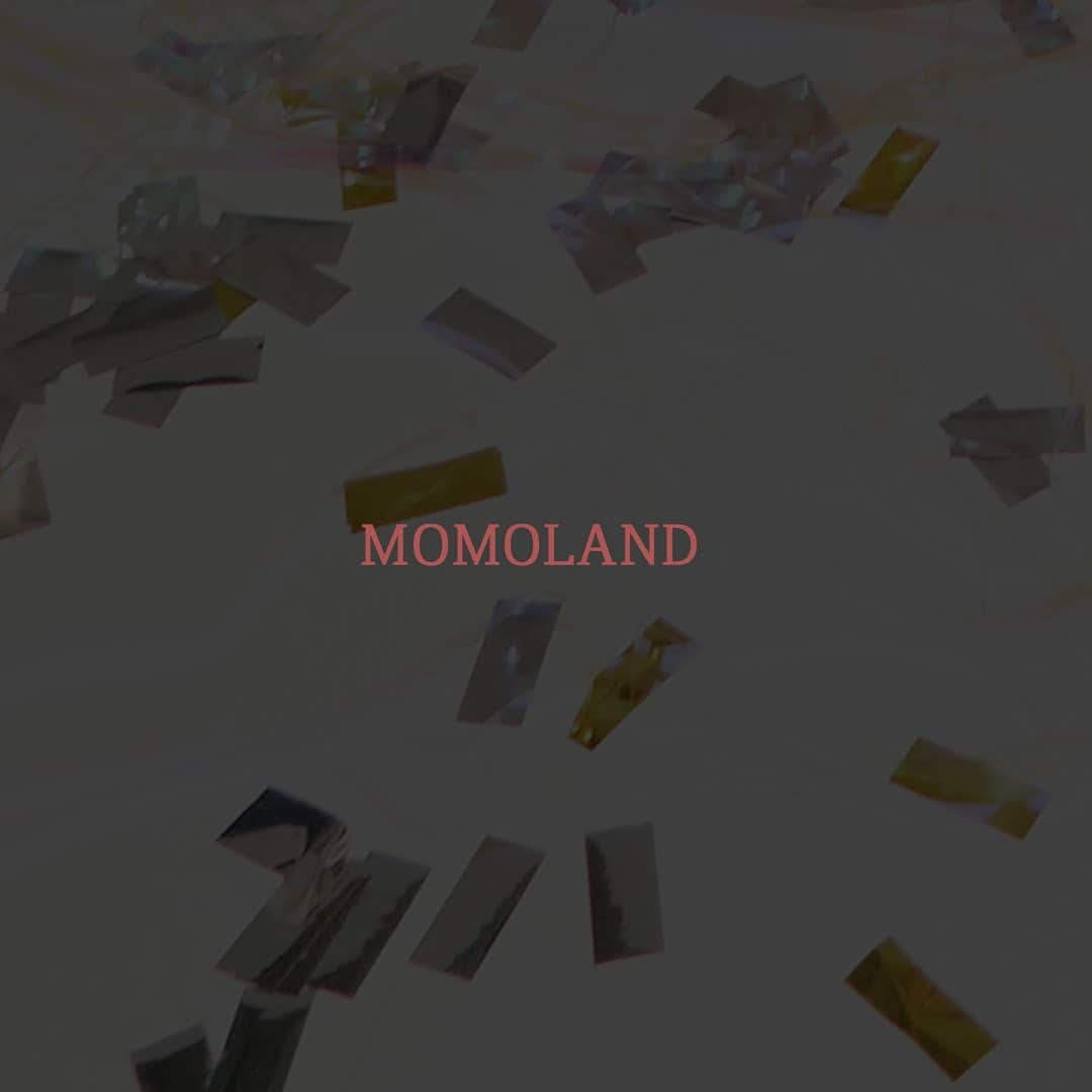 MOMOLANDのインスタグラム：「MOMOLAND 6th Anniversary♥ 언제나 함께 해준 메리, 고마워요♥  #MOMOLAND #모모랜드」