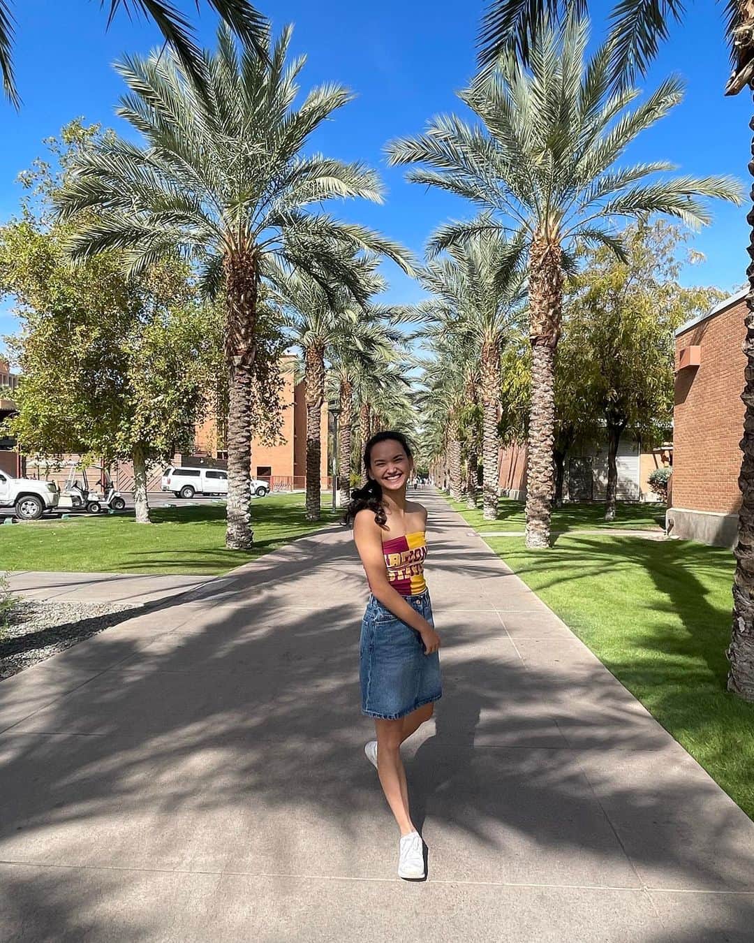 カミラ・ヤシェムのインスタグラム：「🌴 ASU 🇺🇸🌴」