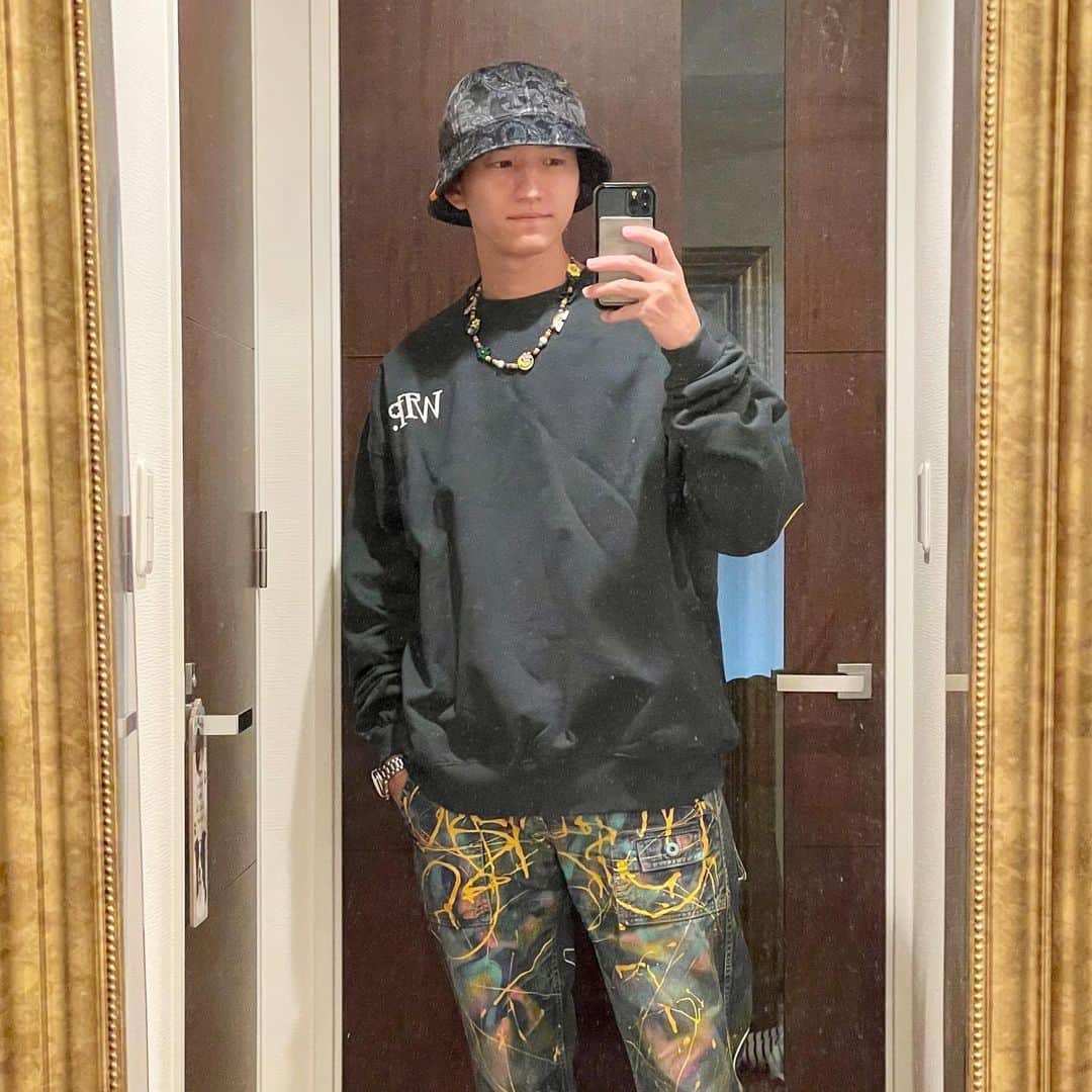 田口淳之介のインスタグラム：「🌻  @water.the.plant  @srd_dolls  @tightbooth  @killingtimer2021」