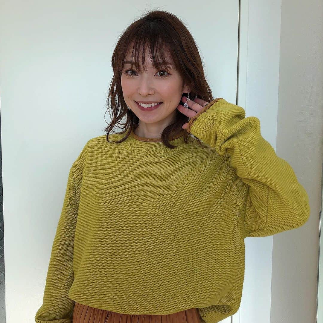 奈良岡希実子さんのインスタグラム写真 - (奈良岡希実子Instagram)「きょう10日のミヤネ屋の衣装です😊 イチョウ並木にぴったりな感じでしたねー！ 華奢な感じのイヤリング、うっかり落としたら気づかなそうでヒヤヒヤしたけど落とさなくて良かった！  #ミヤネ屋 #気象予報士 #衣装」11月10日 16時55分 - naraoka_kimiko