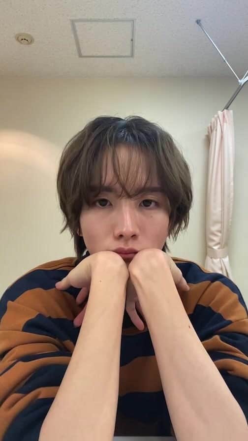 のインスタグラム：「silent放送前インスタライブwith姉ちゃん(川口さん)の青羽家ルームツアー」