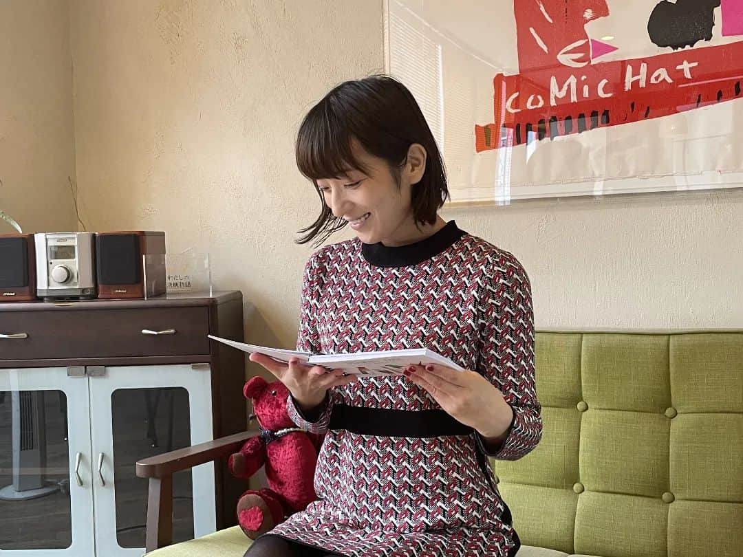 しじみのインスタグラム：「【わたしの決断物語】 https://life-media.co.jp/というサイトのナレーション録りと、取材も受けました😊しじみの物語は来年アップされる予定なのでお楽しみにです♪」