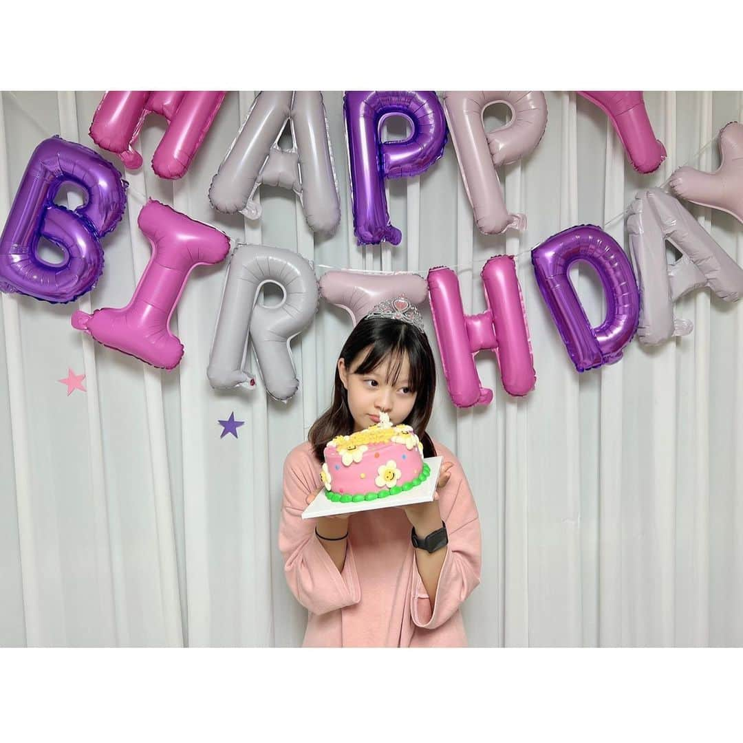 ジェウンさんのインスタグラム写真 - (ジェウンInstagram)「#happybirthday 🎂 소중한 나의 재은이 12살 생일 축하합니다♥️  . . #잰 #재은#12살생일#생일축하해#k장녀」11月11日 10時54分 - jaen_mom