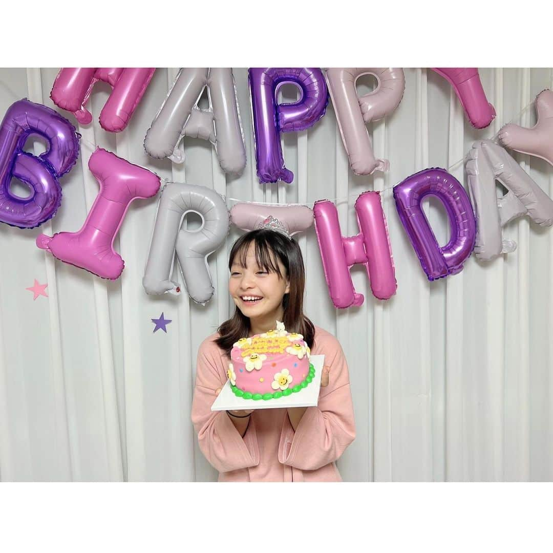 ジェウンさんのインスタグラム写真 - (ジェウンInstagram)「#happybirthday 🎂 소중한 나의 재은이 12살 생일 축하합니다♥️  . . #잰 #재은#12살생일#생일축하해#k장녀」11月11日 10時54分 - jaen_mom