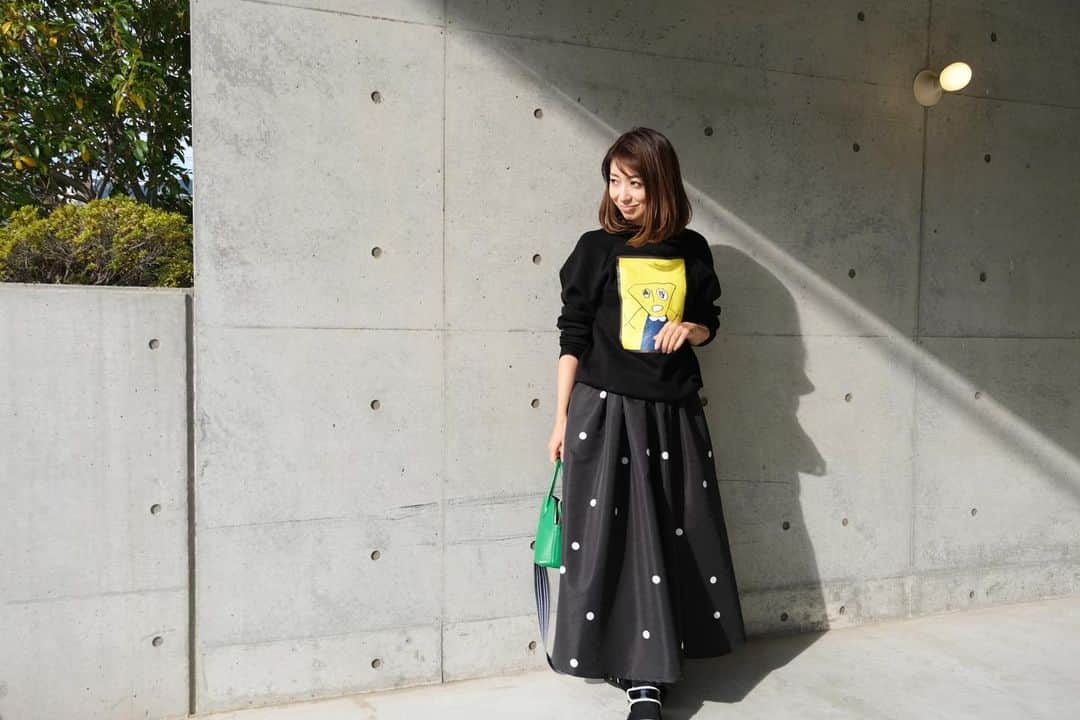 のインスタグラム：「ドットスカート⚫️◯⚫️◯ @hiand_official で一目惚れ  #HIAND#ドットスカート#planc」