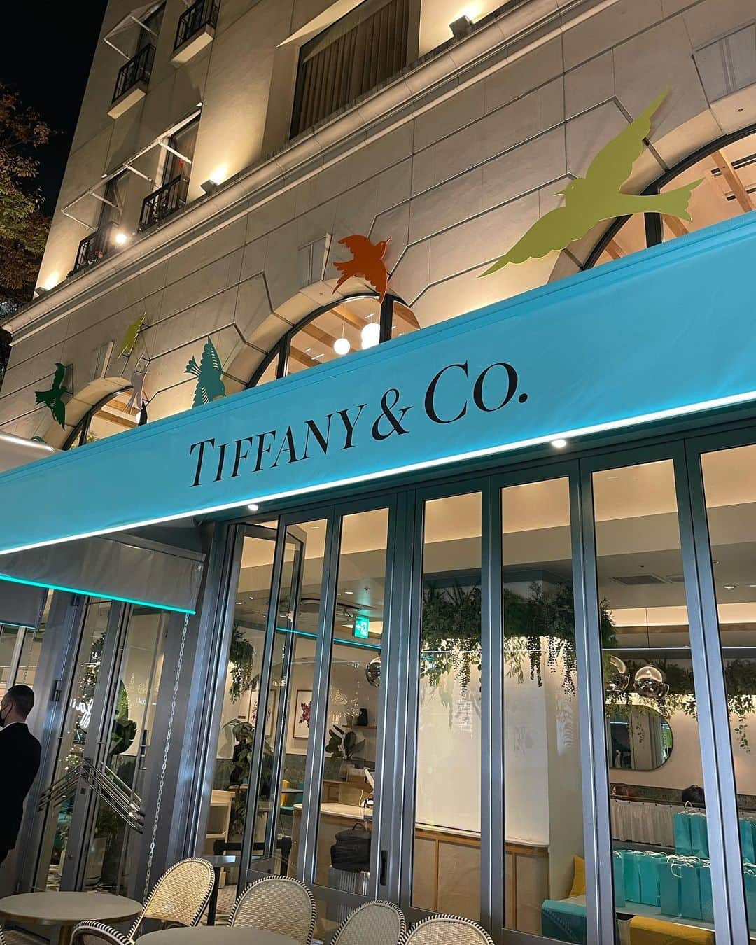 ケルク ハナさんのインスタグラム写真 - (ケルク ハナInstagram)「@tiffanyandco  のコラボカフェと ポップアップストアが @anniversaire_cafe で今日から期間限定でOpen🎄 ここでしか買えない限定商品も可愛かった🤍🤍🤍  #tiffanyholiday  #tiffanyxanniversaire  #TiffanyAndCo  #anniversaireomotesando」11月11日 13時58分 - hanna6587