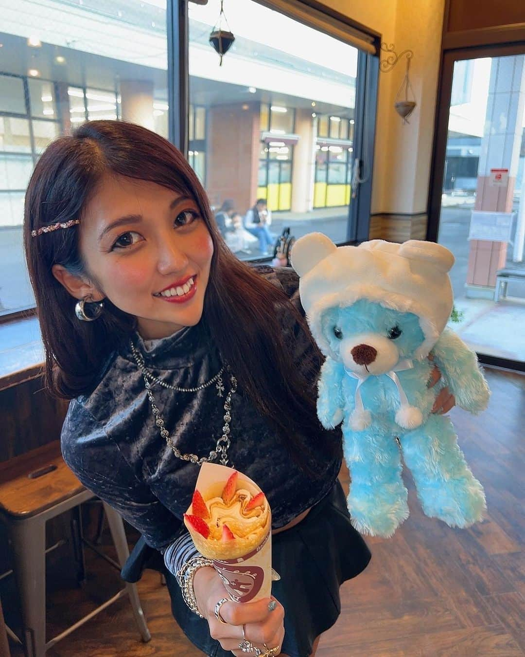 神谷麻美さんのインスタグラム写真 - (神谷麻美Instagram)「#あーん 🍦(´□`*)💖🧸💖🌈💖✨   #ドラゴンフルーツ 💖🐉💖🌴💖✨   #景色 綺麗(⸝⸝⸝✪ ⌑ ✪⸝⸝⸝)💖🗻💖☁🌈💖✨✨   #大好きちゃん ❤️大好き❤️😘🫶🥰❤️✨」11月11日 14時16分 - asamice428