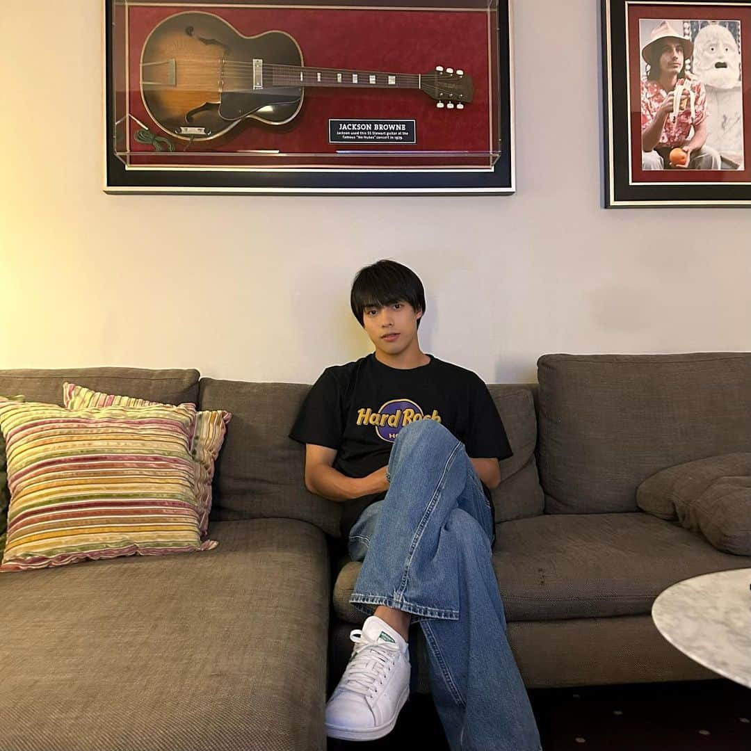 佐藤嘉人さんのインスタグラム写真 - (佐藤嘉人Instagram)「Hard Rock Hotel Pattaya 素敵な場所でした🎸 #佐藤三兄弟 #三つ子 #タイ #パタヤ #ハードロック #ハードロックホテル #hardrock #hardrockpattaya #hardrockhotel #pattaya #satotriplets #thailand」12月10日 19時28分 - yst.0601