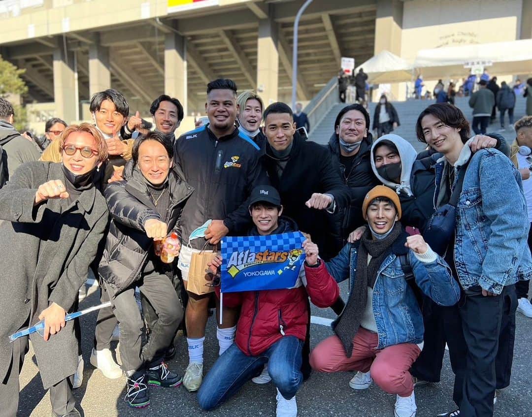 のインスタグラム：「・ ジェイの試合、バチェロレッテ2メンバーで 応援行ったよー！！🔥 ⁡ 久々に集まれてよかったー！！ ラグビーの試合も初めてみた！感動😳 ⁡ #バチェロレッテ #バチェラー #ラグビー #rugbby」