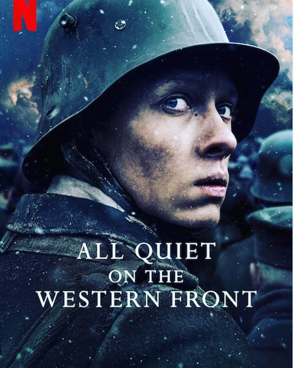 ロビン・ライトのインスタグラム：「A directorial and visual masterpiece!!! Thank you for enveloping me into the full and visceral world of this story and these characters 🙌 Edward Berger director. James Friend DP. On Netflix!」