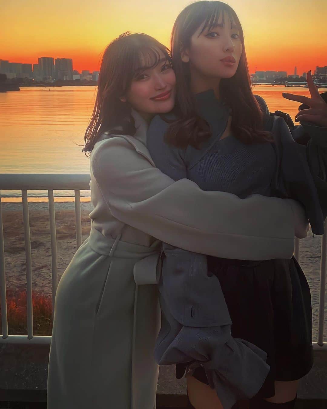 小島みゆのインスタグラム：「#夕日　#オフ会」