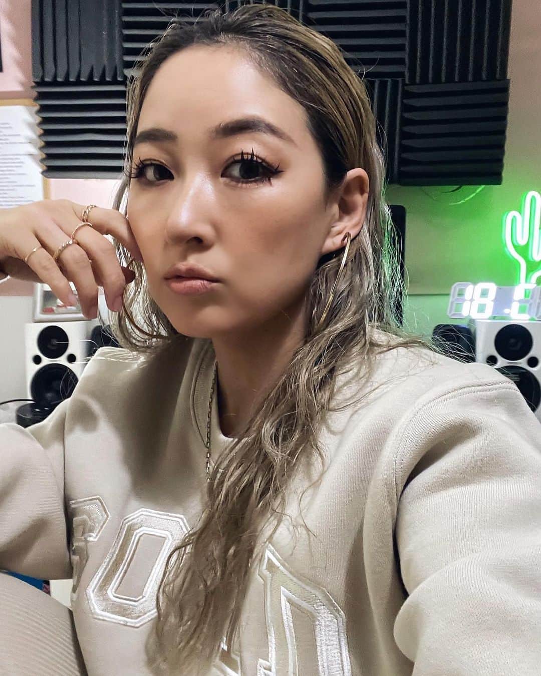 jyA-Me（ヤミー）のインスタグラム：「Beigeな気分🤎❄️ @solid_japan  #staysolid  #solidjapan  #ソリッドジャパン #バラクラバ  #searoomlynn」