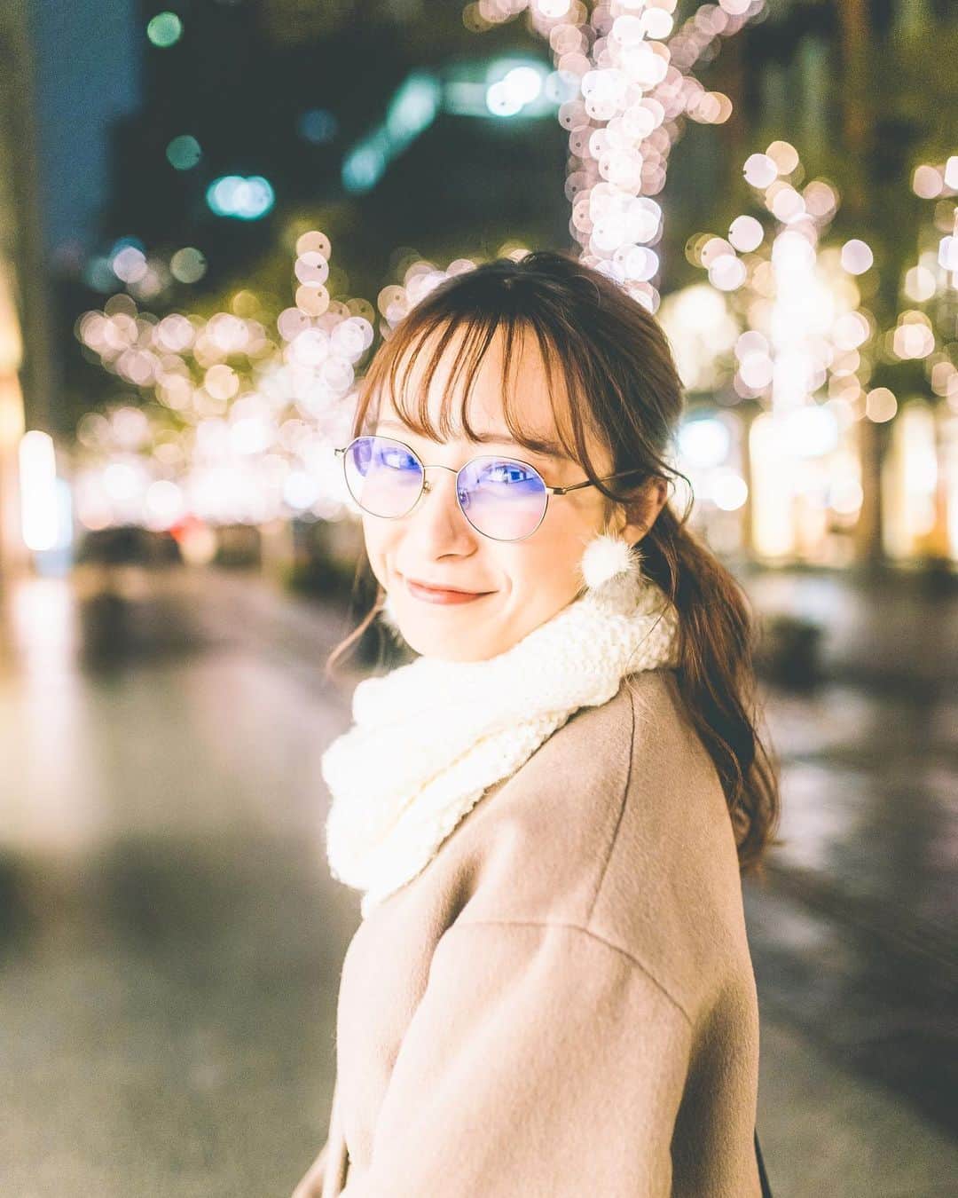 尾林美月さんのインスタグラム写真 - (尾林美月Instagram)「🧣🫧✨ 　 　 寒すぎてコートとマフラー出した、！ あとホッカイロも、、 プルプル…❄️」12月6日 21時01分 - mizuki_obayashi