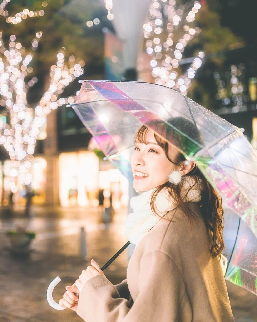 尾林美月のインスタグラム：「🧣🫧✨ 　 　 寒すぎてコートとマフラー出した、！ あとホッカイロも、、 プルプル…❄️」