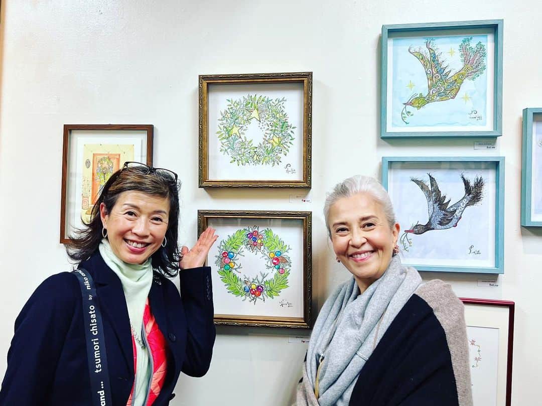 のインスタグラム：「🎄私の「12月のイラスト展」🎄🎄🎄🎄🎄🎄🎄🎄🎄🎄🎄 明日12月7日が最終日になります❣️ 麻布十番のGalerie la Ruche 11:00〜18:00  Tomorrow, Dec.7, is the final day of my 「December Illustrations」now showing in Galerie la Ruche, Azabujuban. 11:00〜18:00   #gallerielaruche #ギャラリーラリューシュ #azabujuban #麻布十番」