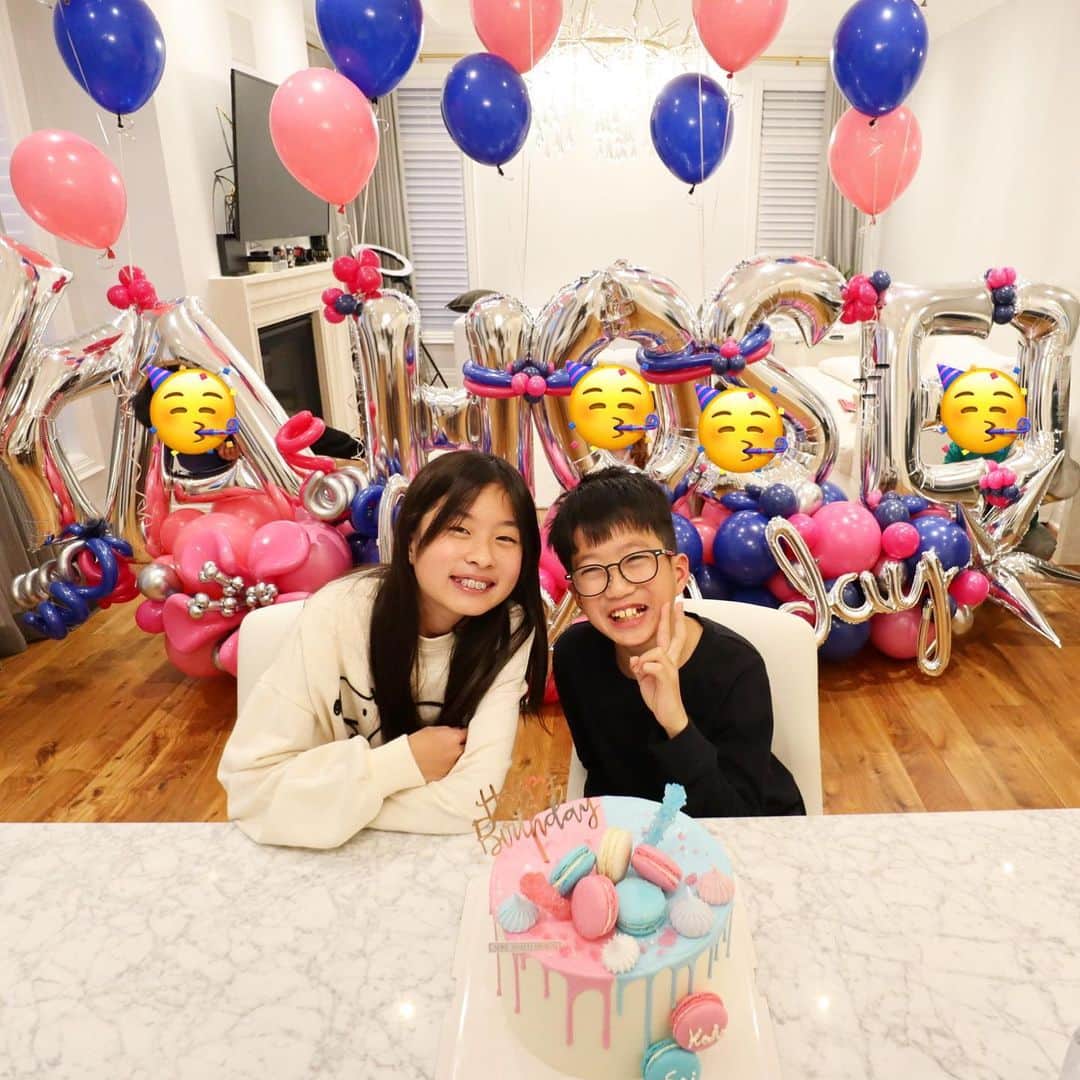 のインスタグラム：「11月はかほせいの誕生日でした🎉🥳🎉」