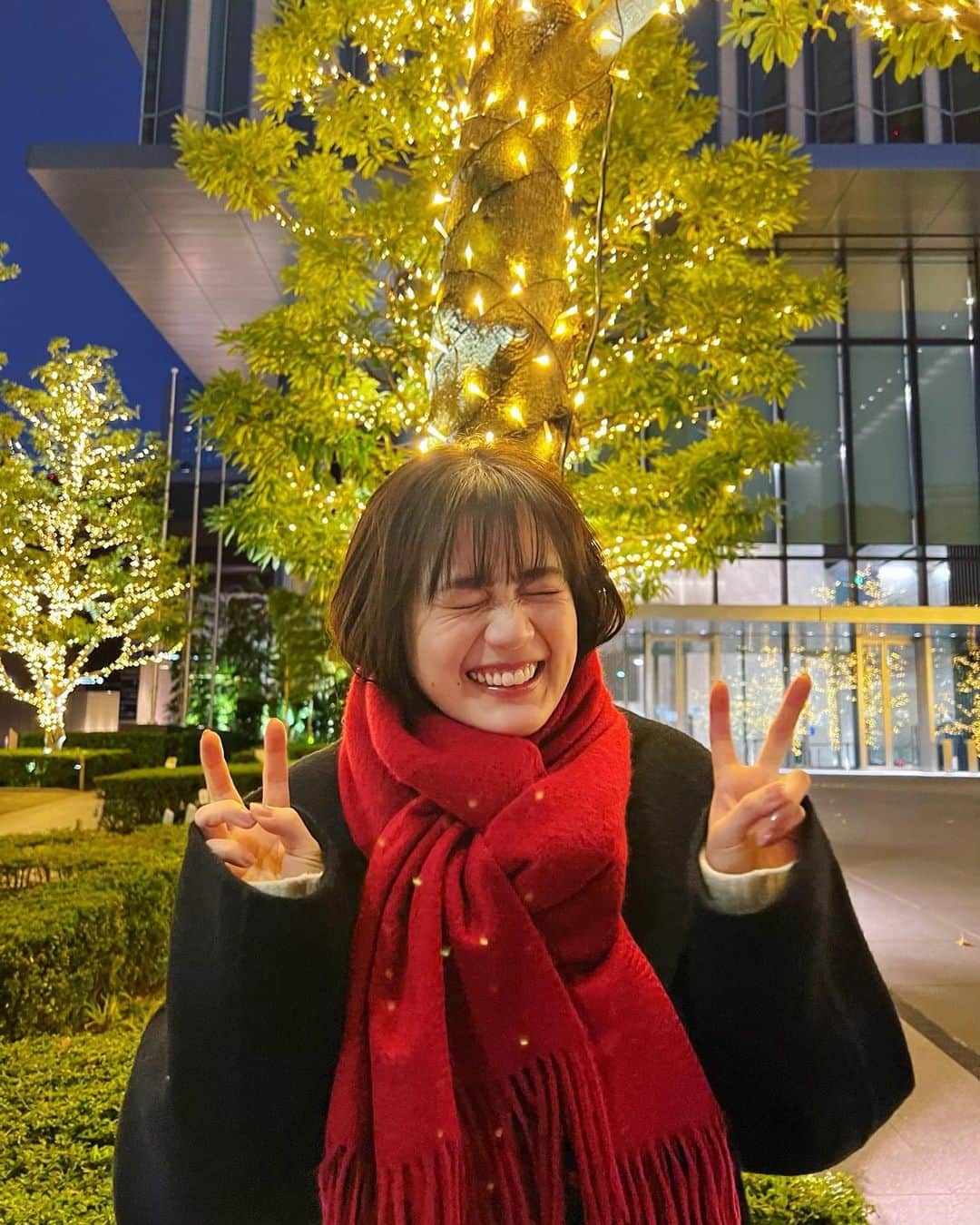 生田絵梨花のインスタグラム：「LINEギフトの新CM 『LINEギフトでクリスマス 2022』篇 出演させていただくことになりました💝  私もLINEギフトでありがとう伝えよう～🎅🏻🎄💫  #LINEギフト」