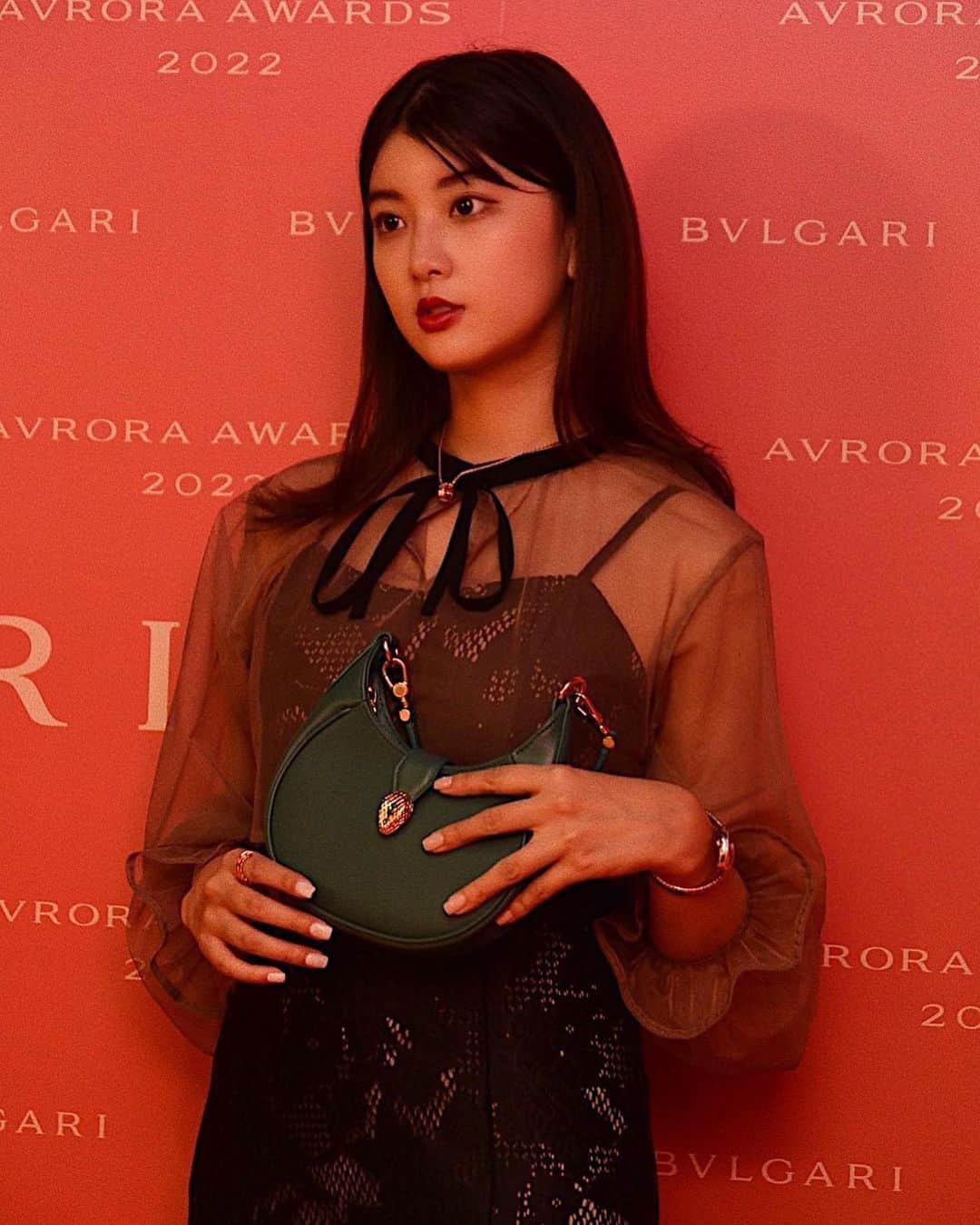 のインスタグラム：「6周年を迎えたBVLGARI Avrora Awards授賞式に参加させていただきました. 🏆 　 数々の才能に溢れる方が授賞されていて、その受賞者のスピーチにも感銘を受けました。     #Bulgari #AvroraAwards #InspiringWomen」