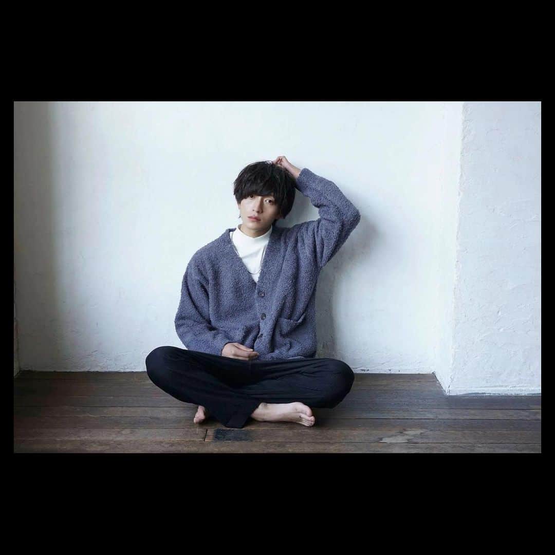 のインスタグラム：「冬っていいよね❄️ ファッションも冬が好き⛄️」