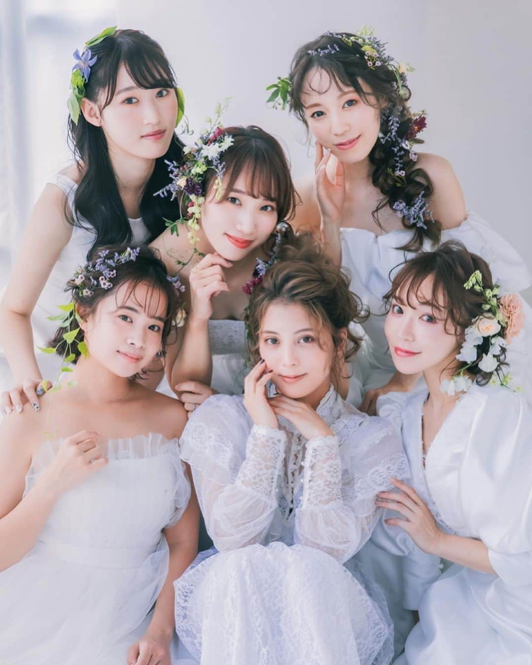 RabichePowのインスタグラム：「J beauty project❤️ 💍ブライダル👰💎 . 道頓堀のTUTAYA上❣️ アジア最大のデジダル広告✨ . 載っちゃいます🥰 . ■12月12日から1時間に4回登場するよ💓 . もし見つけたらメンションして下さいね😂❤️ 何か良いことがあるかも💓 . #ラビッシュポー#jbeautyproject #ヘアメイク#広告撮影#ブライダル#結婚式#花嫁ヘア  #アジア最大マガジン#아세아최대 매거진 #일본 인풀엔서#일본 크리에이터   J beauty 企画を通じて、日本の文化、技術を発信していきます❤️」