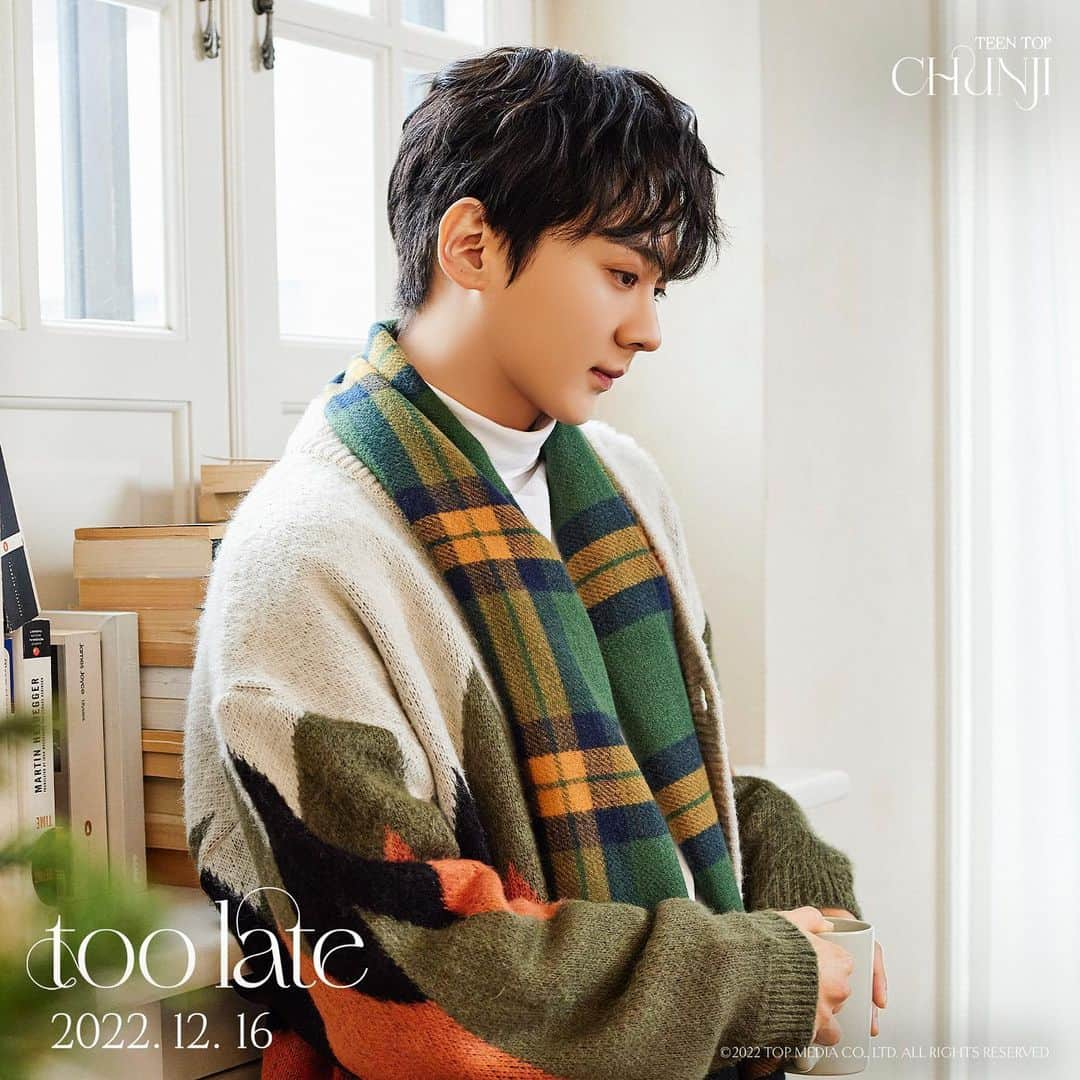 チョンジのインスタグラム：「[Too late]  CHUNJI (TEEN TOP) 1st Single [too late] 2022.12.16 RELEASE   #천지 #CHUNJI #1st_Single #too_late #틴탑 #TEENTOP」