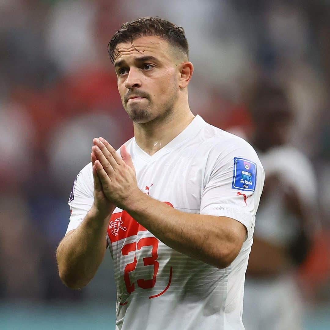 ジェルダン・シャチリのインスタグラム：「🙏🏻🇨🇭❤️ Big Thanks to our Fans Back Home in Switzerland and around World for the Amazing Support during this World Cup ❤️ #XS23 #Hoppschwiiz #forzasvizzera #allezlasuisse」