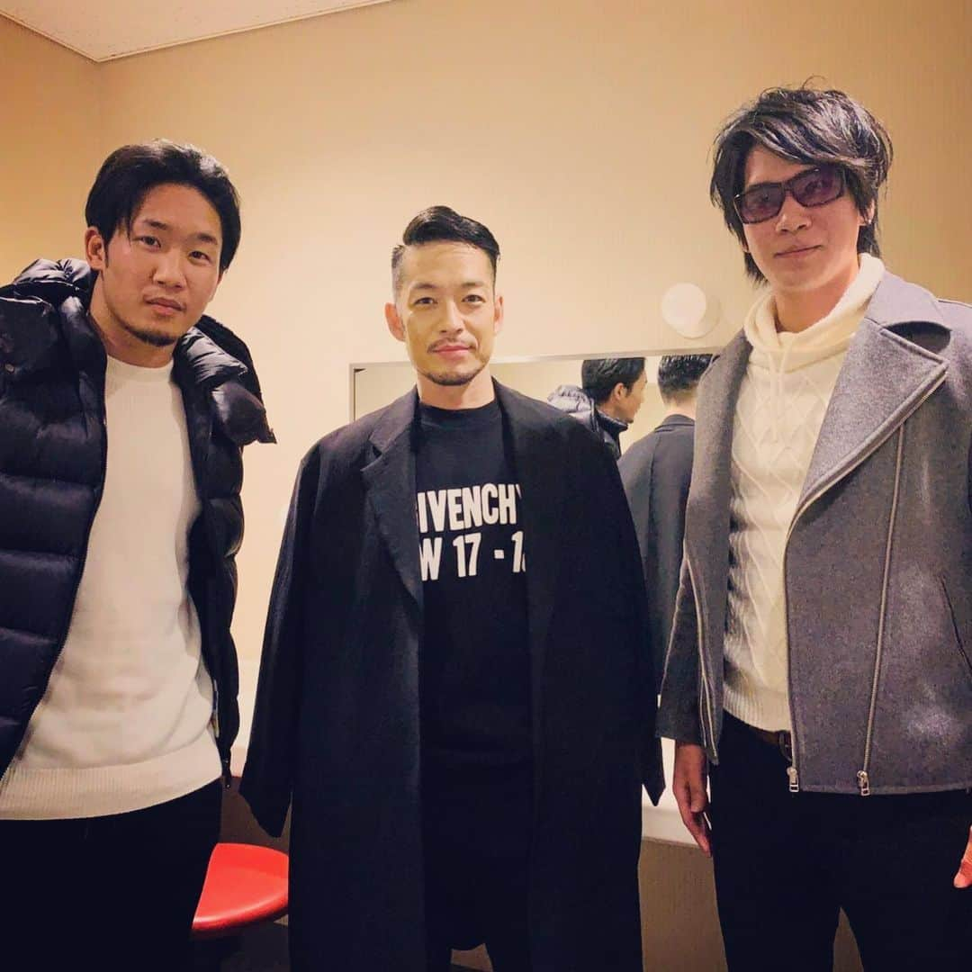 吉田三郎さんのインスタグラム写真 - (吉田三郎Instagram)「初めて清木場俊介さんのLIVEに行ってから約3年経ちます。 こないだの武道館LIVEも本当に最高でした！！ これからもずっと大好きな歌手です‼︎」12月8日 14時53分 - yoshi_da318