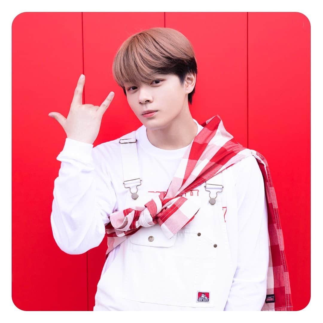 【公式】JO1のインスタグラム