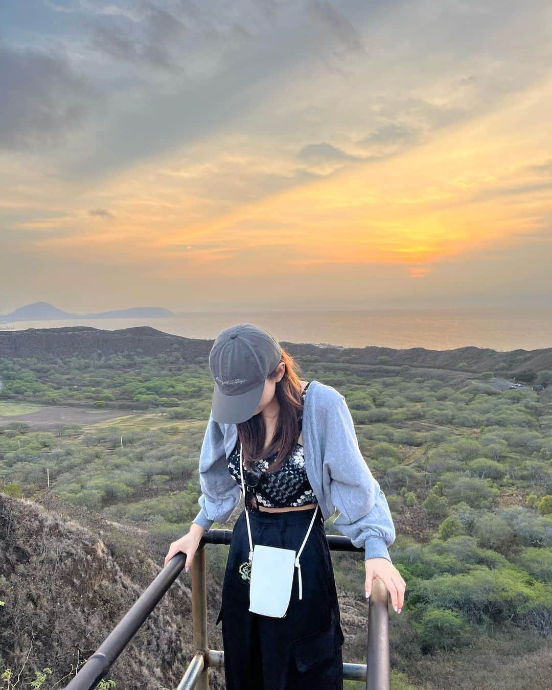 新井遥のインスタグラム：「＾ ダイヤモンドヘッド⛰❤️‍🔥」