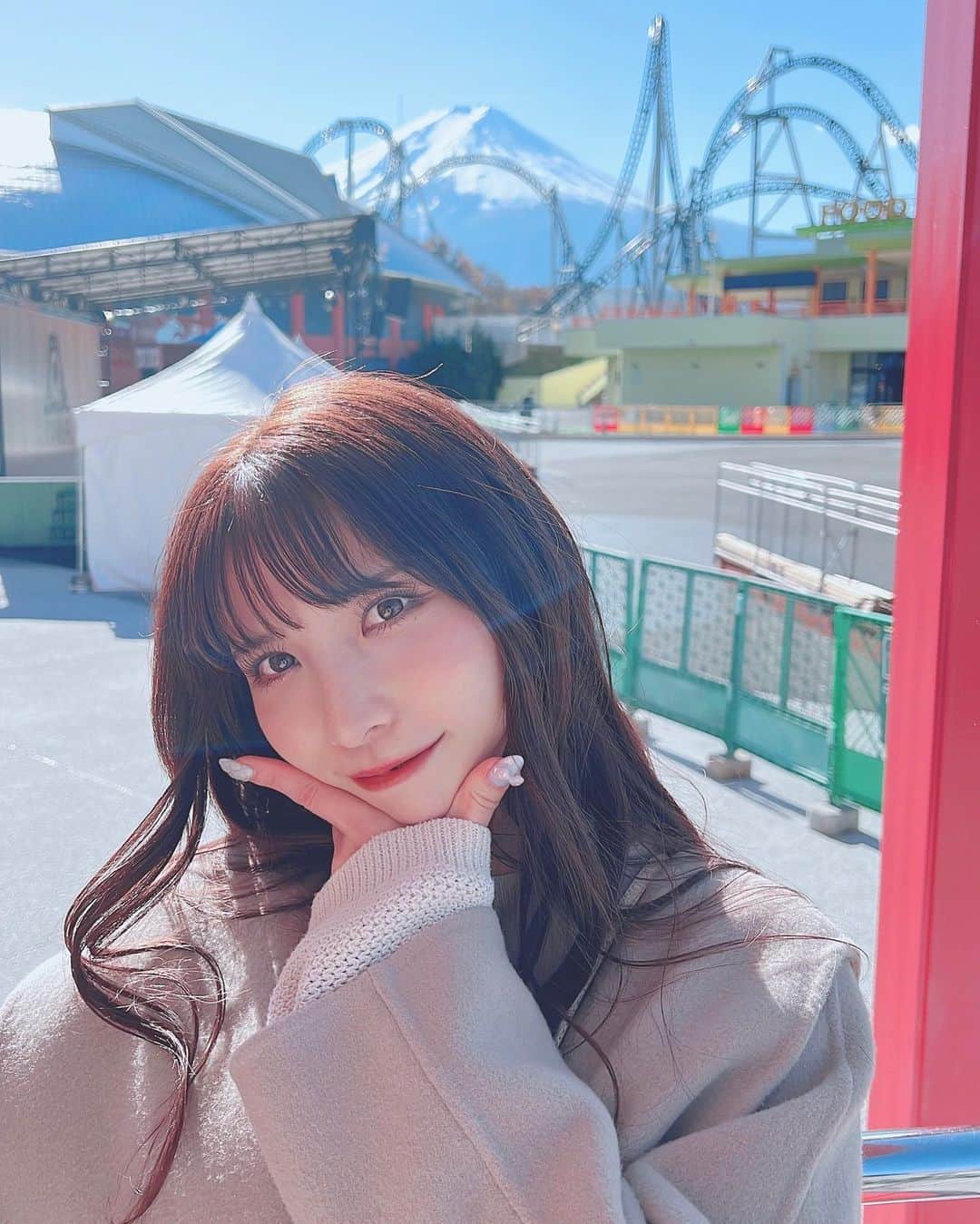 のインスタグラム：「天気よすぎて富士急から富士山丸見えやった🗻」