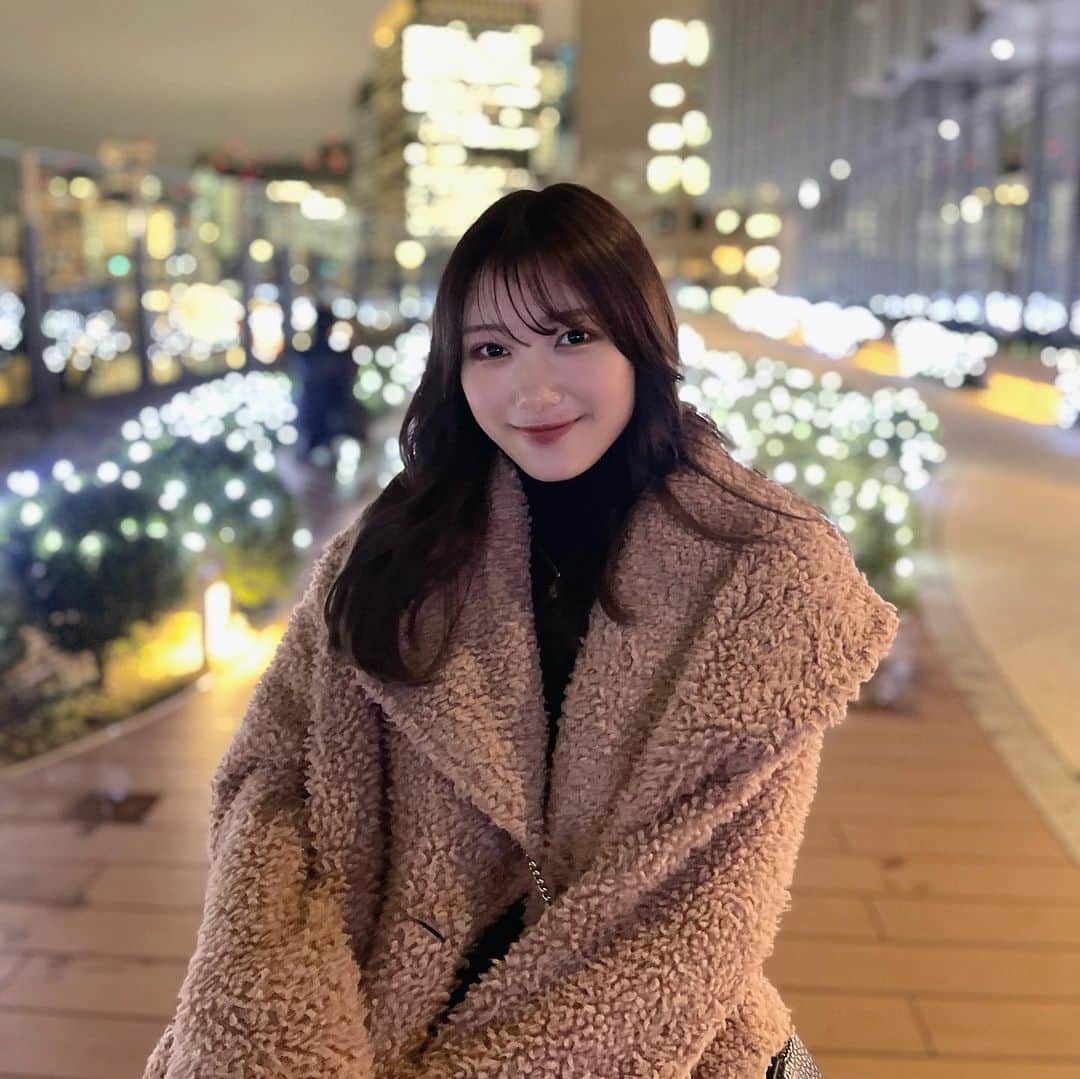 丸山蘭奈のインスタグラム：「笑うと目なくなる😵‍💫笑」