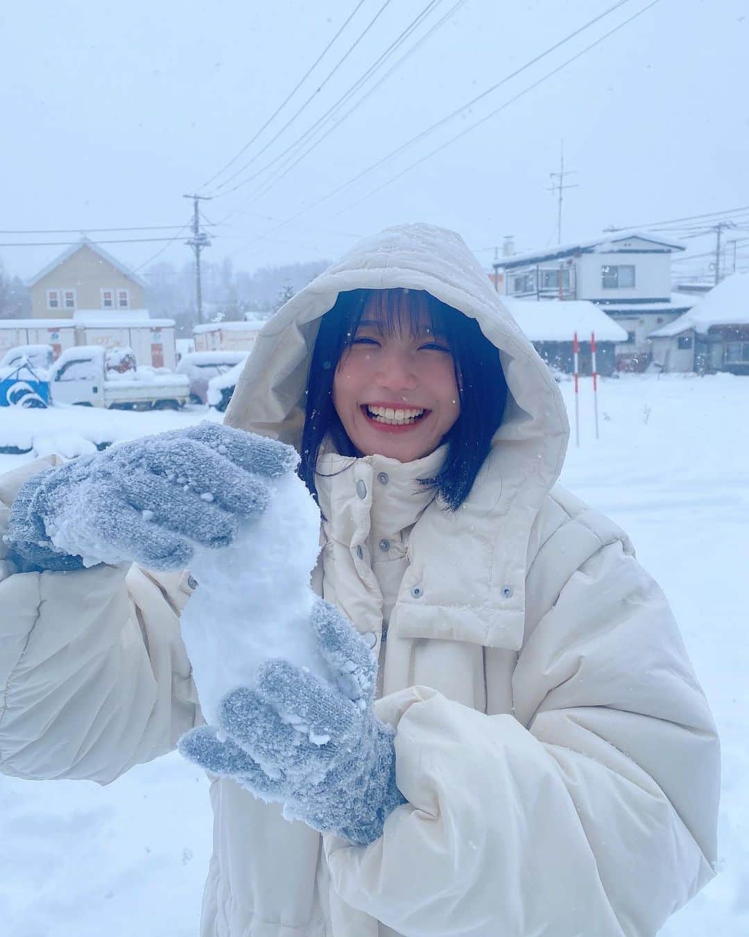 橋本せいなのインスタグラム：「雪だるまつくろー？⛄️  #elsy #idol #アイドル #ヘアアレンジ #ヘアスタイル #私服 #メイク #毎日メイク #カジュアルコーデ #自撮り #girl #cute #beautiful #makeup #happy #picture #selca #you #me #instagood #instagram #insta #likeforlikes #like4likes #followforfollowback #followｍe #follow4followback #japan #japanesegirl #fff」