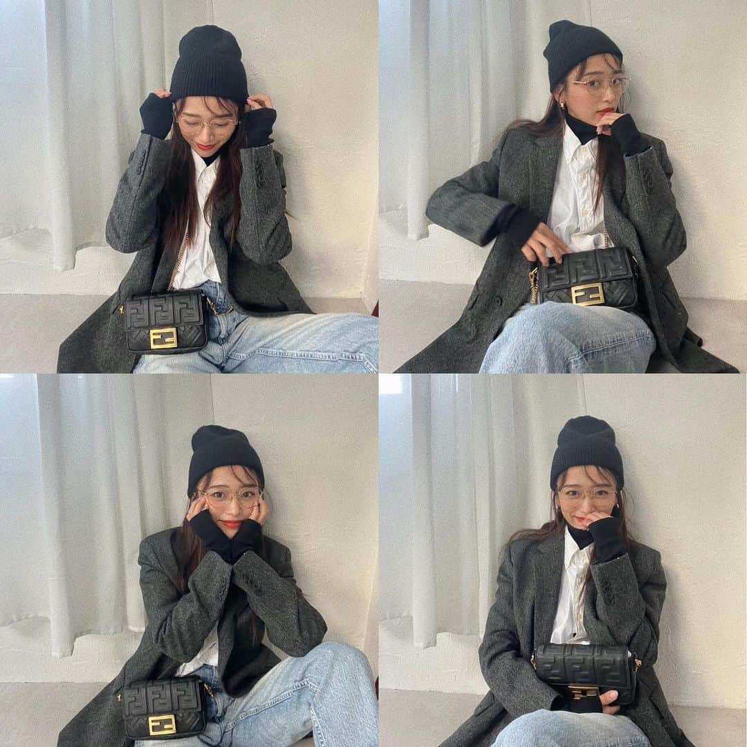 近藤千尋のインスタグラム：「シャツにジャケットは いつもデニムがしっくりくる🥰💕 小物は　@fendi  でまとめました🤍🤍 今日もラヴィット からの撮影でした🥰 1週間の疲れが、 ラヴィット の現場に行くと吹き飛ぶの不思議だなぁ☺️☺️  #fendi」