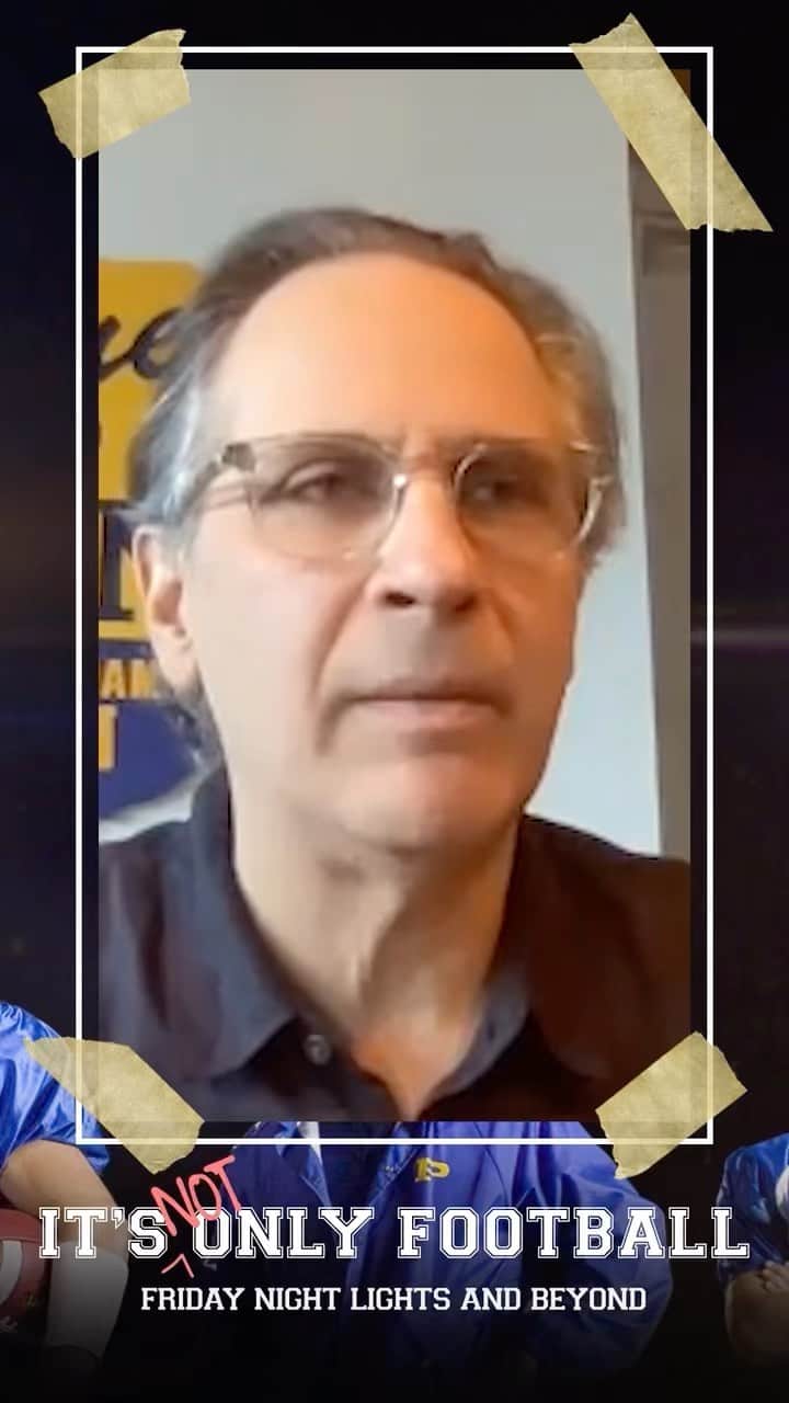 メイ・ホイットマンのインスタグラム：「WE GOT ZADDY JASON KATIMS ON #itsnotonlyfootball our podcast this week!!!! Daddy Katims invented FNL and Parenthood and countless other shows and we owe him for all of it and we were honored to put him under the spotlight! Listen now wherever ya get your p-casts!!!!!」