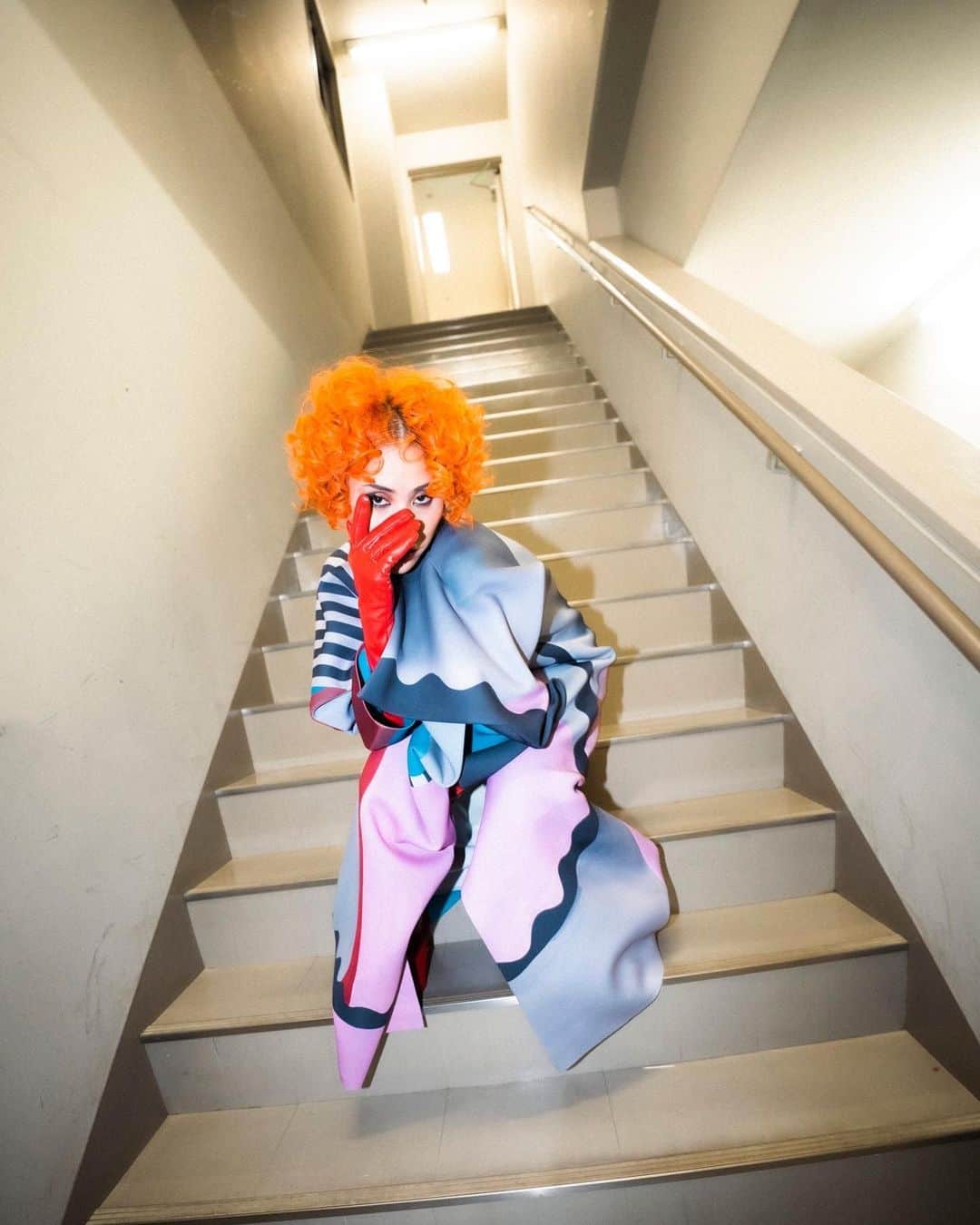 DJLUVのインスタグラム：「hairshow🐡⌛️🧡🌈🤘🏼🦭  hair make clothes | chalresdessin  photo | amonryu」