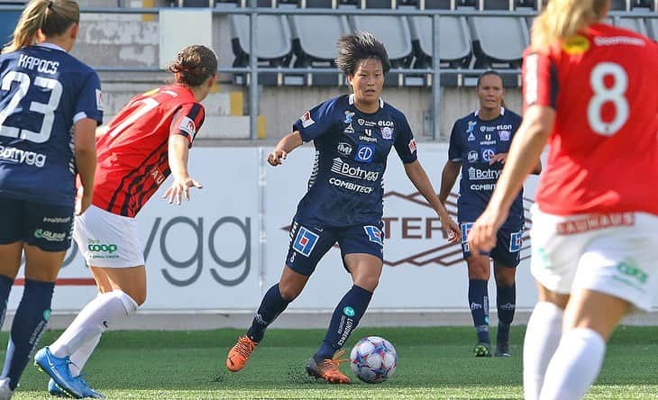 宝田沙織のインスタグラム：「スウェーデンでの1年が終わりました🇸🇪 試合を通していろんな経験ができ、すごく充実したシーズンでした！ 今年もたくさんチャレンジの一年になりましたが、 来年のチャンピオンズリーグの権利を手に入れたのでより一層頑張っていきます💪⚽️  #ヤンマー #FootballisOurEngine」