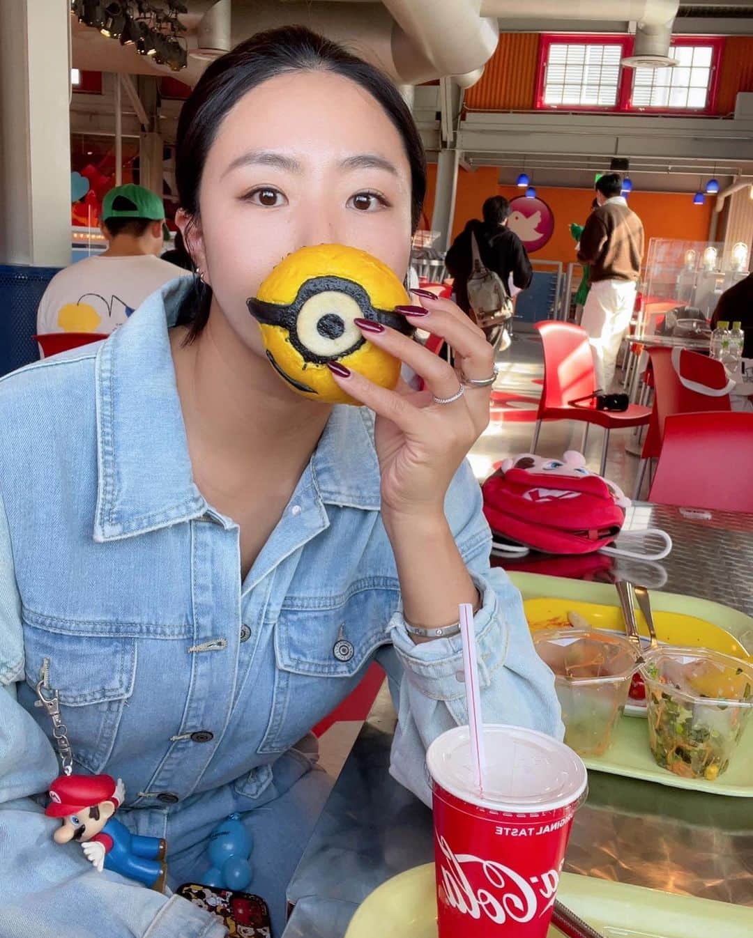 イ・サンファさんのインスタグラム写真 - (イ・サンファInstagram)「USJ🇯🇵🇰🇷🧡 with niece 김스카이랑 그리고 강나미두 #슈퍼마리오 #루이지 #미니언즈」12月9日 13時44分 - sanghwazz