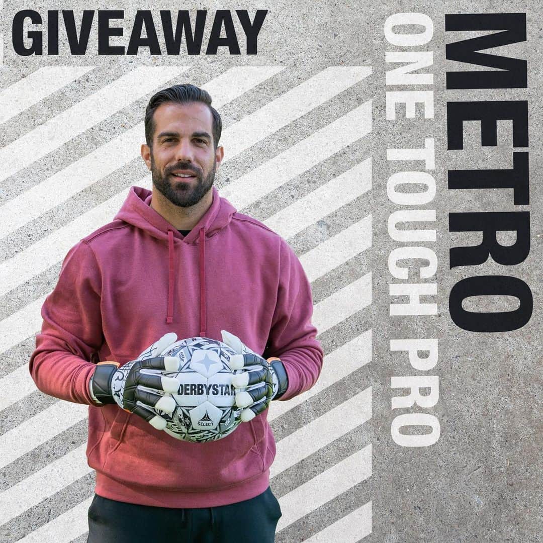 コスタス・ランプルーのインスタグラム：「*GIVEAWAY IS CLOSED*  Giveaway time! What can you win? The Metro One Touch Pro signed by @koslamprou!  How to win? 	1.	Follow us @rwlkeepersgloves and @koslamprou 	2.	Like this post 	3.	Tag 3 friends in the comments below   Easy as that. The winner will be announced next week on the 16th of December via our IG story. Good luck! 🙌🏻  #goalkeeper #goalie #goalkeepergloves #goalkeepertraining #keepergloves #RWLK #goalkeepers #giveaway #metroonetouchpro」