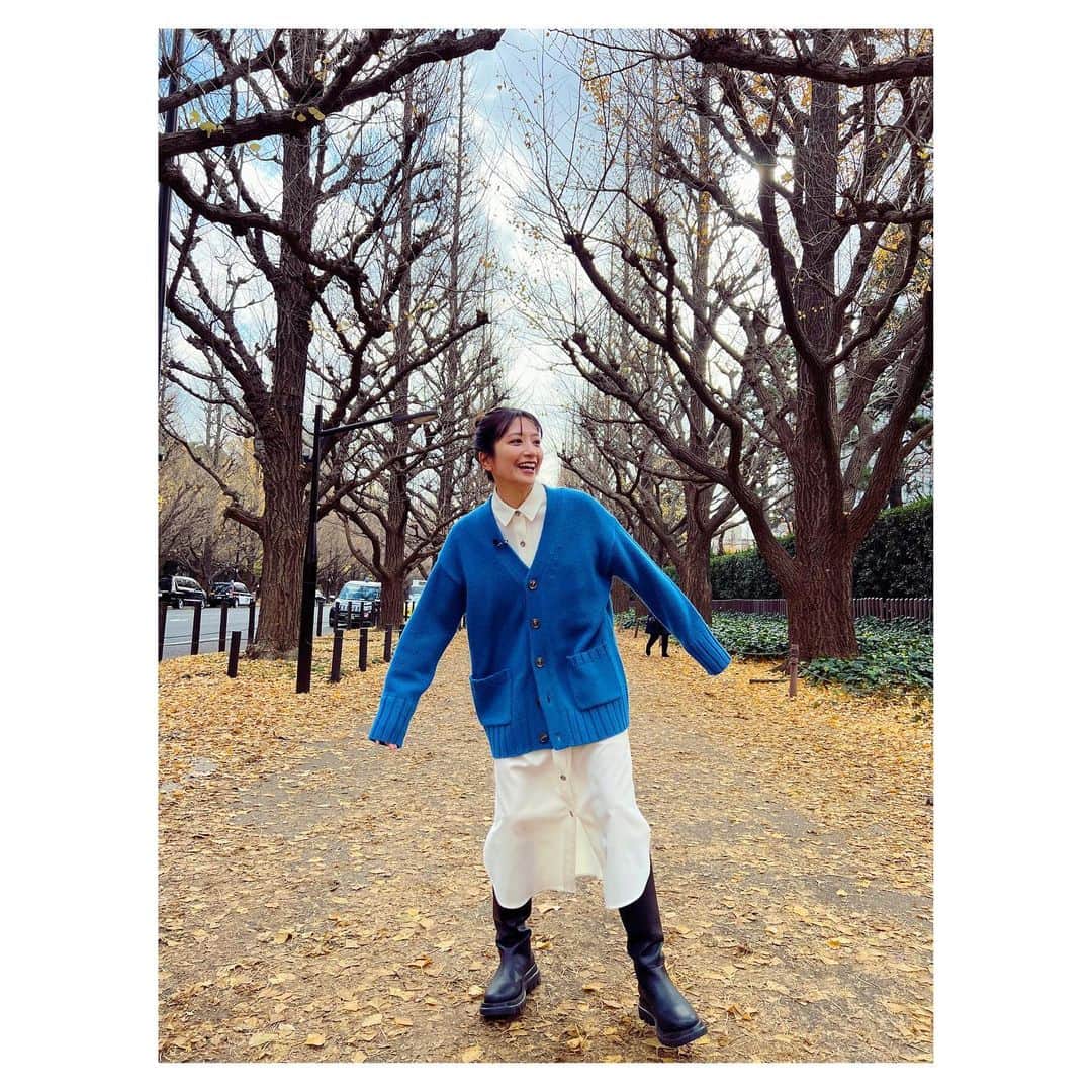 笹崎里菜さんのインスタグラム写真 - (笹崎里菜Instagram)「❄️ 11月もおつかれさんでした。 12月こんにちは。 ロケの合間に📸🍃」12月9日 19時33分 - rina_sasazaki