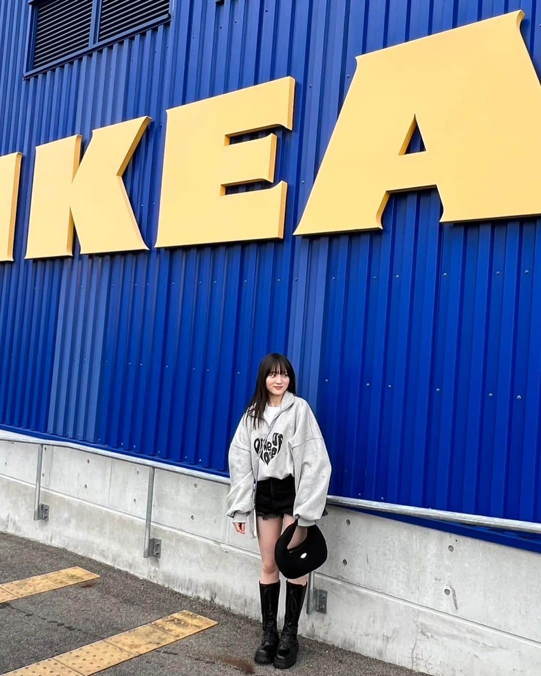 石田結耶さんのインスタグラム写真 - (石田結耶Instagram)「. IKEA🟡   #ootd」12月9日 20時01分 - yuya0507222