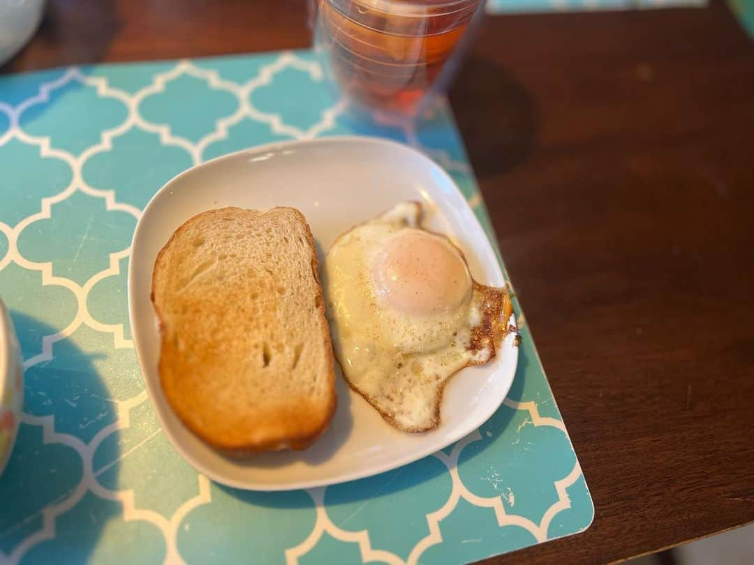 長野未祈さんのインスタグラム写真 - (長野未祈Instagram)「. 大好きな人達と、ゴルフして美味しいご飯をたくさん食べて幸せな時間を過ごしました❤️ レックスさん、みほさん、いつも暖かく迎えて下さって本当にありがとうございます🫶🏻 又、コーチや元チームメイトと、フロリダのお兄ちゃんとも会うことができ、嬉しかったです〜🥰  THANK YOU FOR SUCH A FUN TIME‼︎ It was very nice meeting  my friends♡  #florida🍊🌴☀️ #感謝 #thankyou #seeyousoon❤️ #次はてぽと行けたらいいなー」12月9日 20時11分 - minorinagano