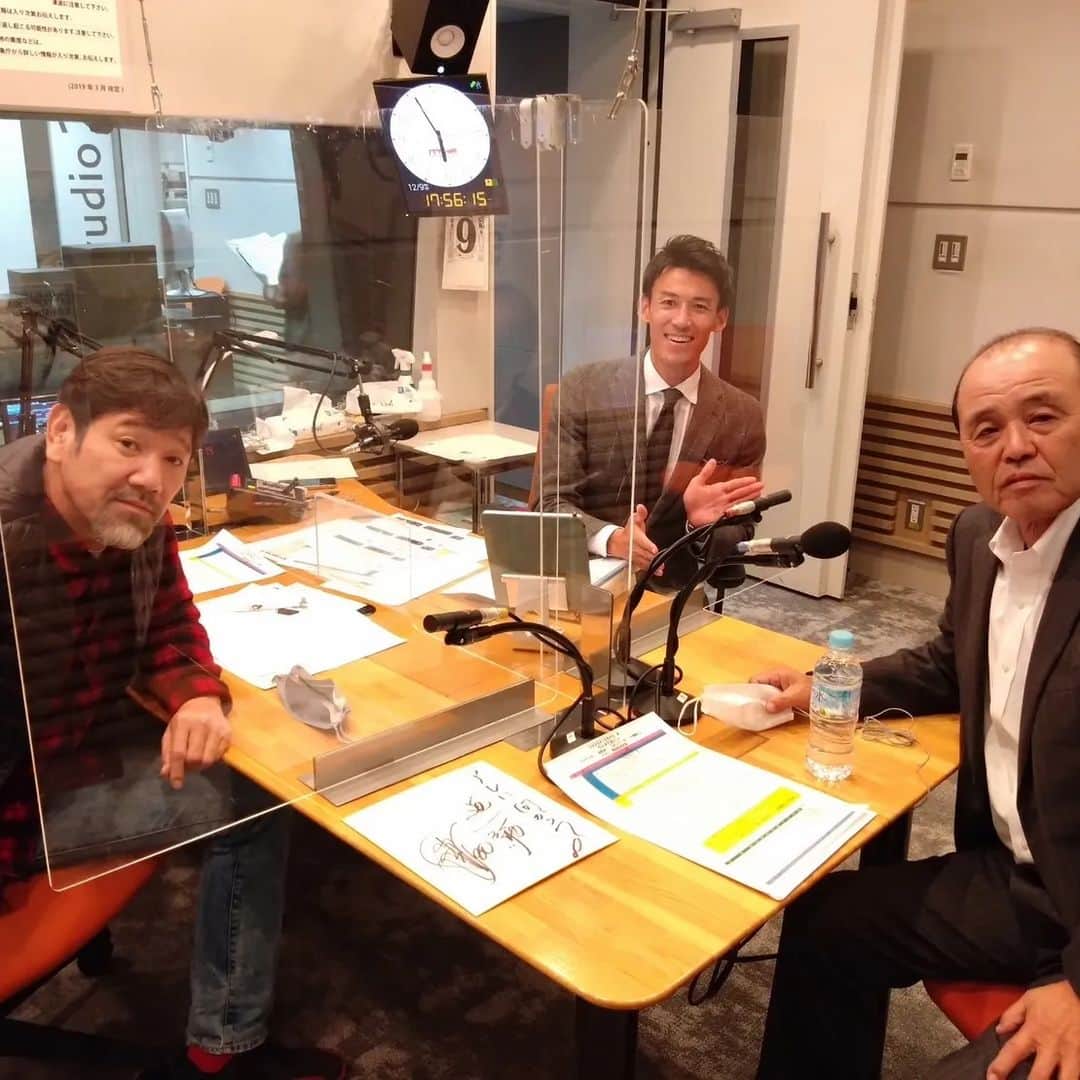 下柳剛のインスタグラム：「岡田監督とラジオでました #阪神タイガース」