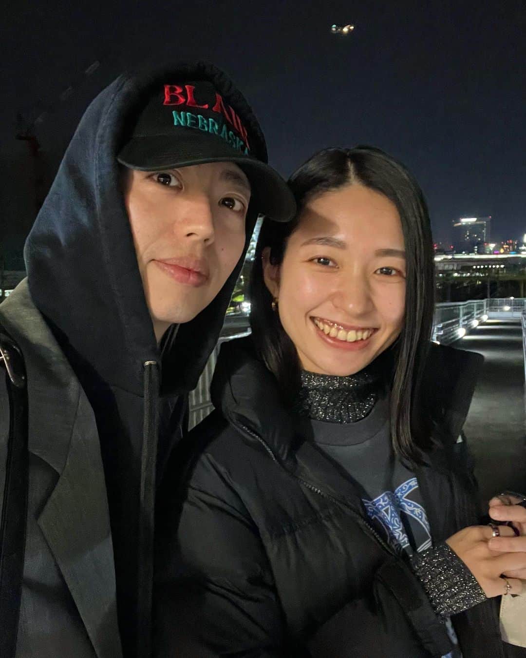 寺石幸弘のインスタグラム：「妻の雪乃が27歳の誕生日ということで 今日はサロンをお休みにさせて頂いて いました。  2人で一緒に歳を取って 時々こうやって美味しいものを食べに 出かける時間の大切さを感じます。  リラクゼーションの仕事はもちろん 趣味のドラムやアニメを楽しみ続けて 素敵に歳を重ねてくれることを願います ☺︎  おめでとう🌹  食事は前からずっと気になっていた 東淀川にある　 「いちかわ」さん。  一品一品どれも感動の美味しさで ２人でニヤニヤしながら頂きました。 空間も素敵だったし、 スタッフの方々の心配りがとても 心地よくて、  また是非伺いたいです。  ご馳走様でした。  よい一日に感謝しつつ また明日から仕事を頑張ります！  #誕生日 #鮨と一品いちかわ  さん」