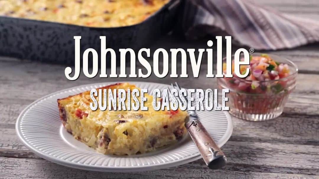 ジョンソンヴィルのインスタグラム：「Brighten up your mornings with a protein-packed, flavorful breakfast! For a dish that really shines in the AM, try our Sunrise Casserole! ☀️  Find the recipe at the 🔗 in bio.  #johnsonvillesausage #breakfast #breakfastideas #recipes #casserole #breakfastcasserole #tasty」