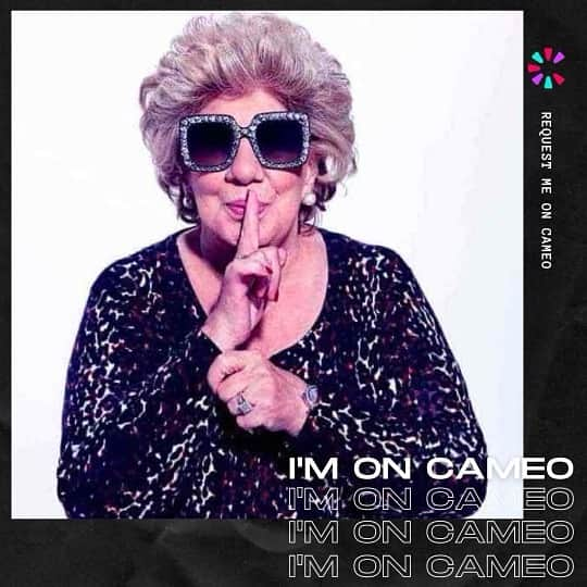 トッド・クリスリーのインスタグラム：「Deal with @nannyfayechrisley at your own risk, God bless you all now that she is on @cameo.」