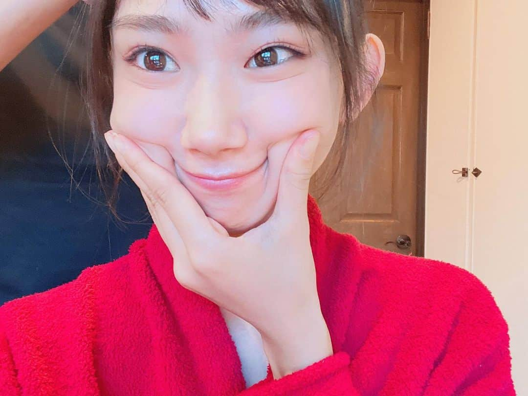 相沢菜々子さんのインスタグラム写真 - (相沢菜々子Instagram)「【お知らせ】#拡散希望 #ハチ子DVD出すってよ  この度、相沢菜々子 【初のDVD】を出すことが決定しました！📀  発売日🗓 2023年1月25日  撮影場所は沖縄でした〜🌺 めんそーれ！🌺  相沢らしい一枚になりました👏 様々な一面が見られると思います👏  今後の展開をお楽しみに🥰 #DVD #グラビア」11月16日 8時58分 - nanako_aizawa