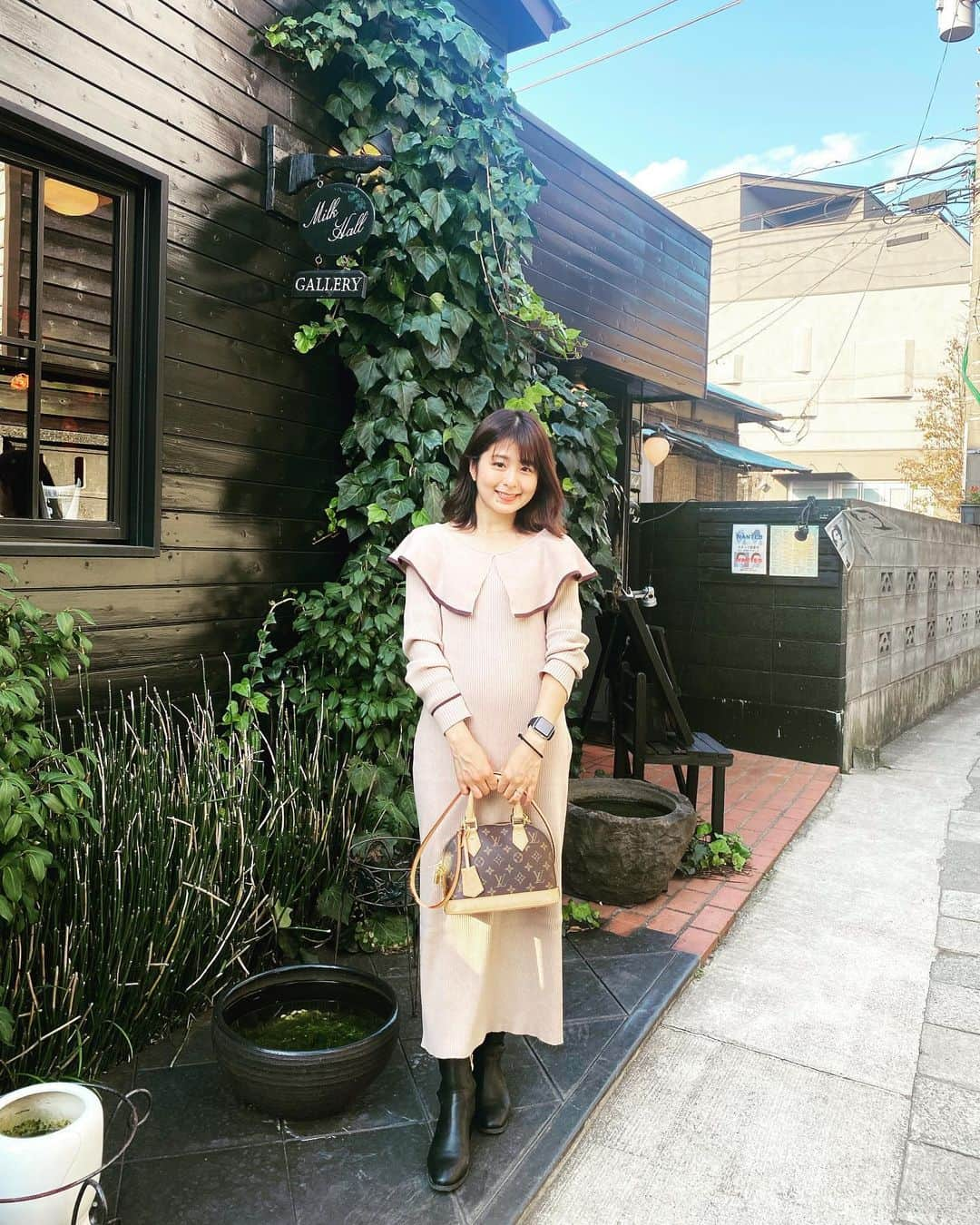 中島遥のインスタグラム：「久しぶりの更新📸 初めての鎌倉デビュー🤗💕 好きな映画で良く鎌倉見てたから、行けて良かった🥹💕 そして見つけたレトロなカフェ☕️ #ミルクホール ゆっくりカフェとか久しぶりすぎ🥹笑  #夫婦旅#鎌倉#新米ママ#女の子ママ#女の子ベビー#7ヶ月ベビー#帰省 #旅行#travel#カフェ#絶景#お出かけ#portrait#ファインダー越しの私の世界#東京カメラ部#カメラ#一眼レフ#フォロー#カメラ女子#自然#follow#japan#いいね#コメント#ありがとうございます#japanesefood  鎌倉の思い出また更新しようかな🤗」