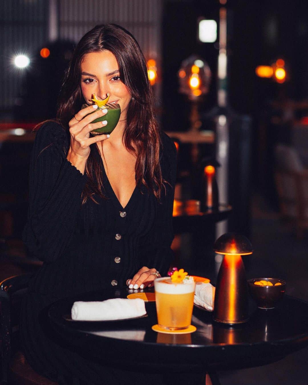 セリーヌ・ファラクのインスタグラム：「Kanpai 💕  🍸🍣 @andaztokyo  📸 @camuran」