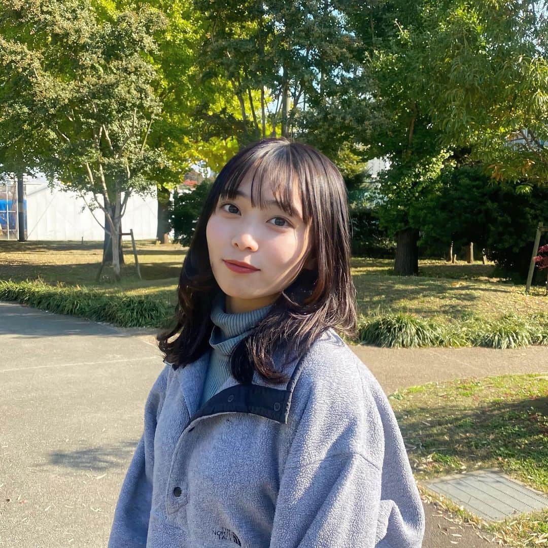 のインスタグラム：「最近気候が不安定すぎて、私もたれてますじゃがりこめっちゃ食べちゃってます」