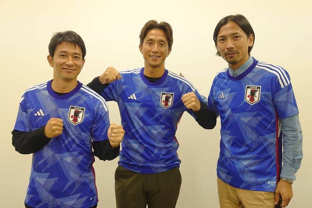 玉田圭司さんのインスタグラム写真 - (玉田圭司Instagram)「まもなくW杯が始まりますね⚽️ それに先立ち、昨日SAMURAI BLUE 壮行会に参加させていただきました🇯🇵 皆さん、日本代表を全力で応援しましょう📣 そして、W杯を存分に楽しみましょう💪  #FIFAワールドカップ2022 #日本代表 #SAMURAIBLUE #新しい景色を2022 #加藤浩次 さん #枡田絵理奈 さん #福西崇史 さん #鈴木隆行 さん #DISH #DAWN」11月16日 14時14分 - keijitamada_official